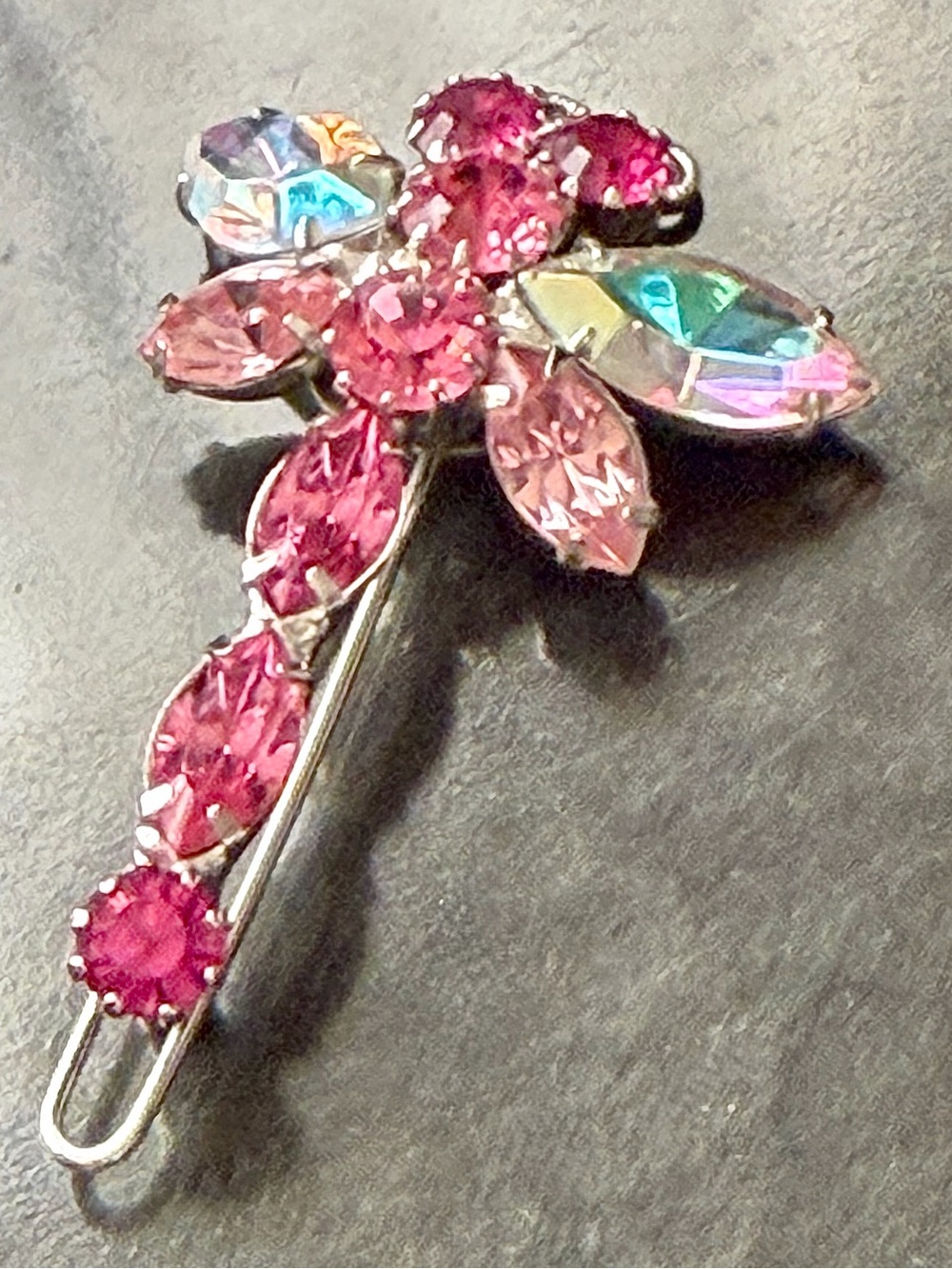 Tarina Tarantino Vintage
90’s it Girl Pink Rhinestone Dragonfly Hair Clip - Picture 5 of 8